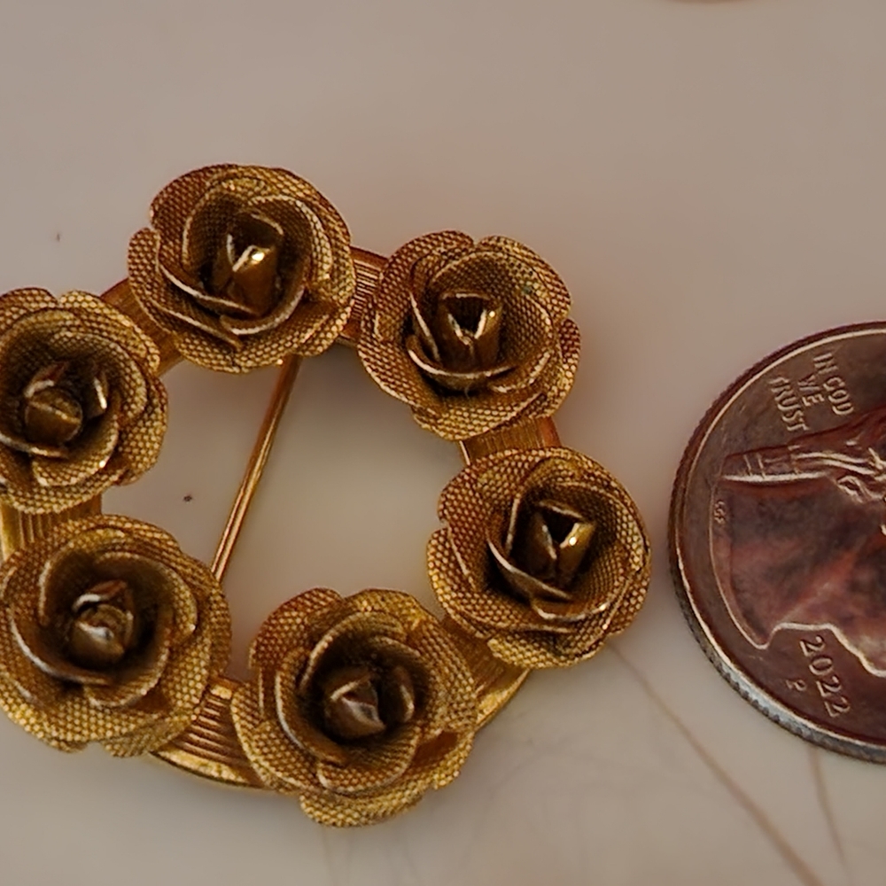 Jewelry - Picture 2 of 4